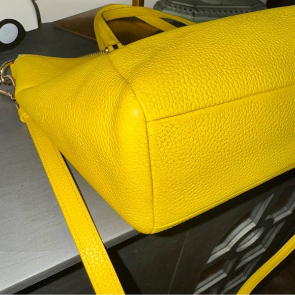COACH Prairie Satchel in Pebble Leather - Yellow - GUC - Picture 14 of 17